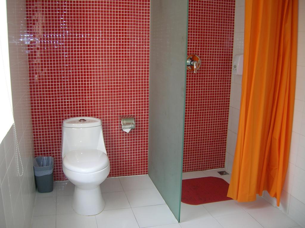 Qingdao Renjia Bussiness Hotel Chambre photo