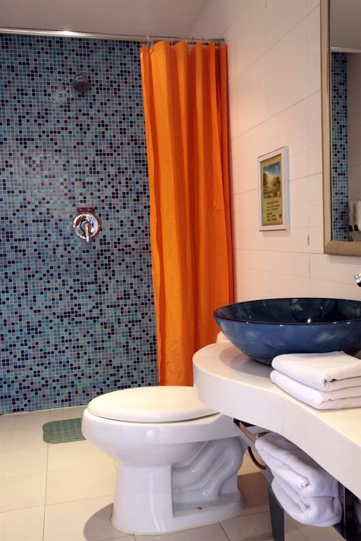 Qingdao Renjia Bussiness Hotel Extérieur photo